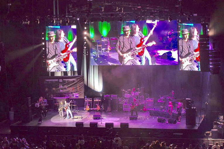 Moni Scaria with John Payne (Asia), Steve Augeri (Journey), Fee Waybill (The Tubes), Bobby Kimball (Toto), Lou Gramm (Foreigner, Rock & Roll Hall of Fame) - Coliseo de Puerto Rico
